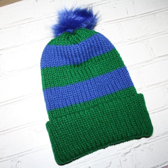 💙🌲 Handmade Knit Hat · Blue + Green · Fur Pom 🌲💙 - Picture 4 of 4